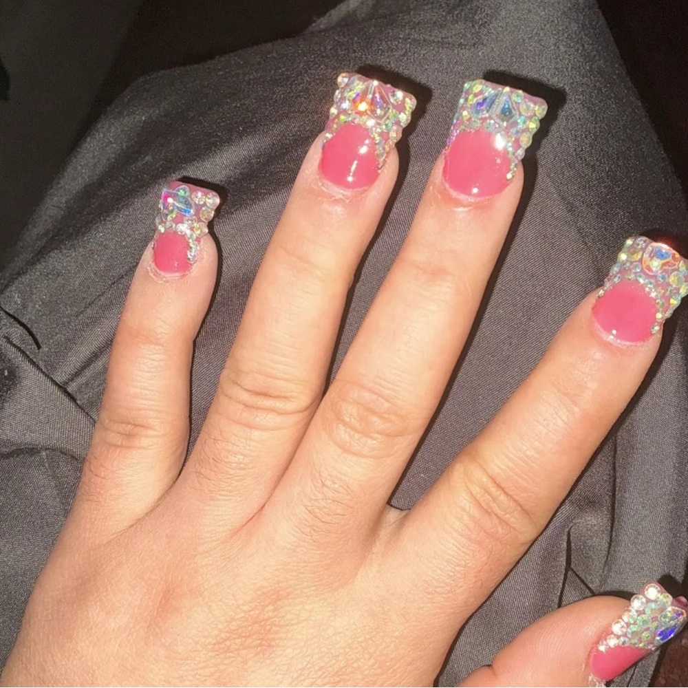 Handmade Duckbill Style Nails
